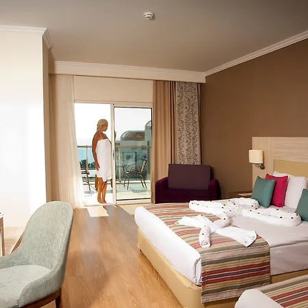 Prenses & Hotel Side