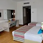 وسبا سايد برنسيس ريزورت فندق 5*